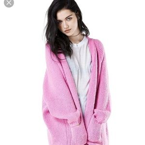 ISO pink unif cardigan medium or large only 💕